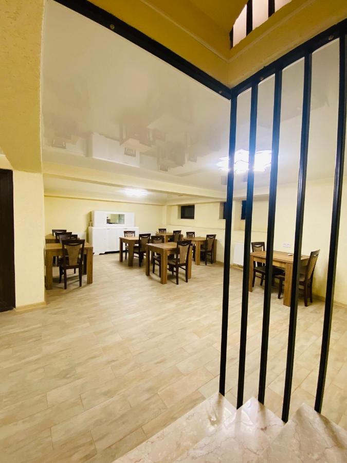 Hotel Sunrise Kutaisi Eksteriør billede