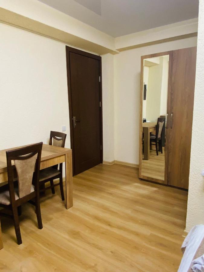 Hotel Sunrise Kutaisi Eksteriør billede