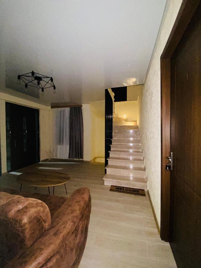 Hotel Sunrise Kutaisi Eksteriør billede