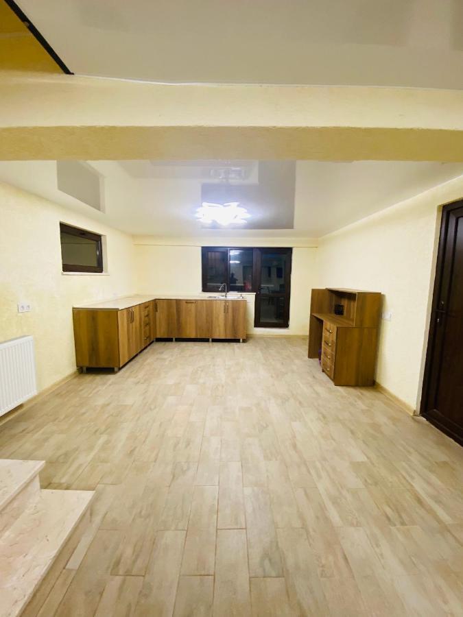 Hotel Sunrise Kutaisi Eksteriør billede